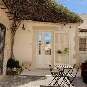 Casì Noto